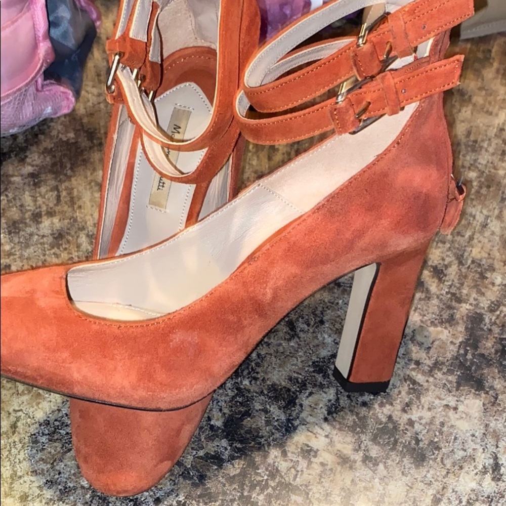 High heels size 8